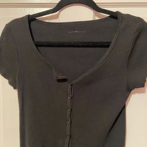 Brandy Melville Cropped Button Up Top